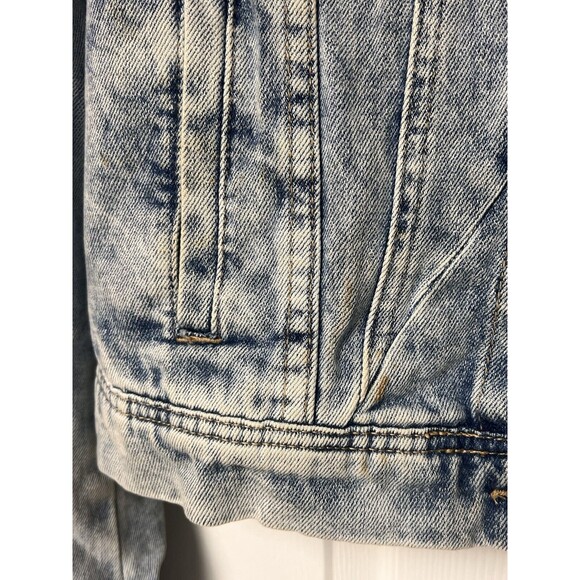 Free People Jacket Womens XS Extra Small Denim Distressed Trucker Thrashed Stain - Picture 3 of 13